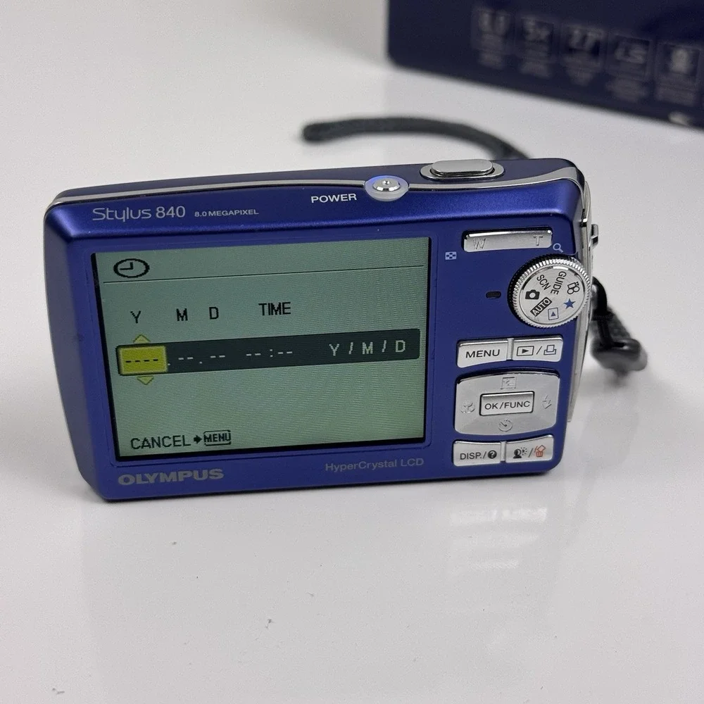 Olympus Stylus 840 8MP Blue Digital Camera Box & Charger Sensor Issue For‎ Parts